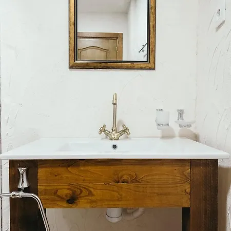 アパートホテル Buho House