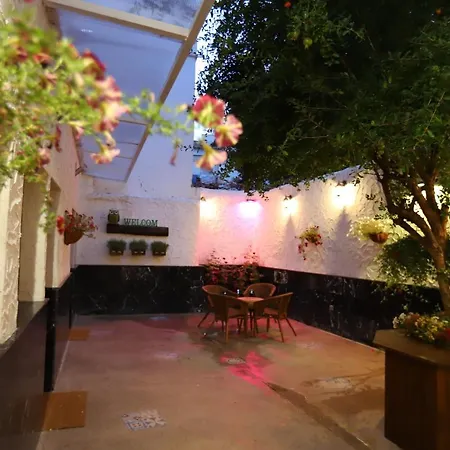 Buho House Valencia